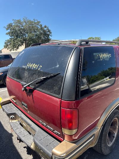 1999 Chevrolet Blazer Location - GM - Row 33 - Stock # H49015