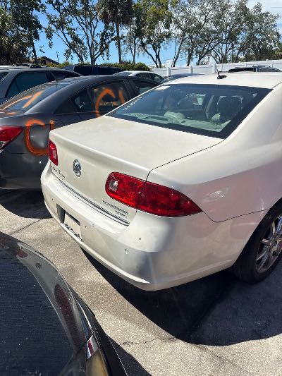 2008 Buick Lucerne Location - GM - Row 33 - Stock # H48902