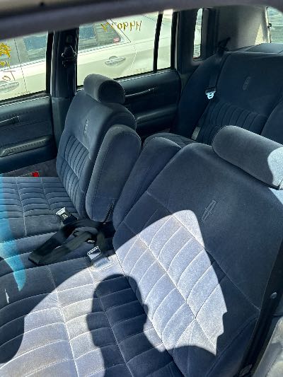 1994 Lincoln Town Car Location - Ford - Row 30 - Stock # H49034