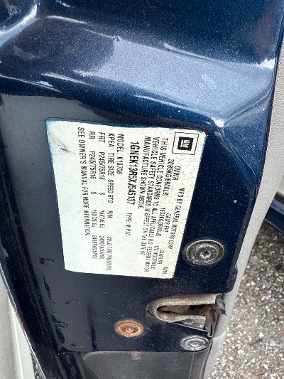 1999 Chevrolet Tahoe Location - Large Trucks & Vans - Row 22 - Stock # H48997