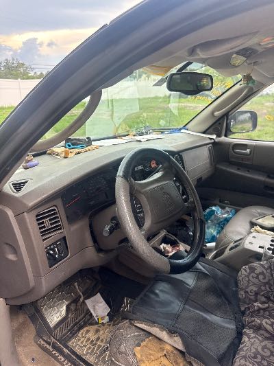 2003 Dodge Durango Location - Chrysler - Row 43 - Stock # H49020