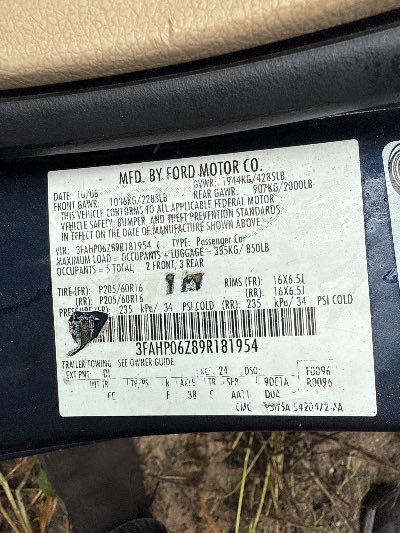 2009 Ford Fusion Location - Ford - Row 30 - Stock # H49039