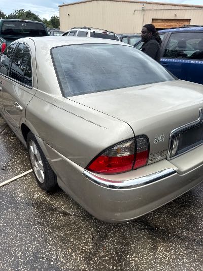 2005 Lincoln LS Location - Ford - Row 31 - Stock # H49070