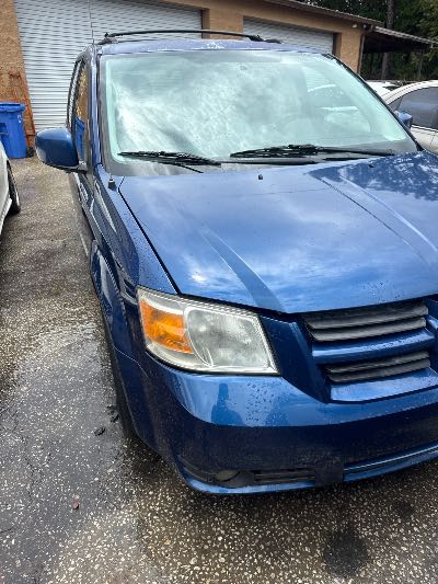 2010 Dodge Grand Caravan Location - Chrysler - Row 45 - Stock # H49075