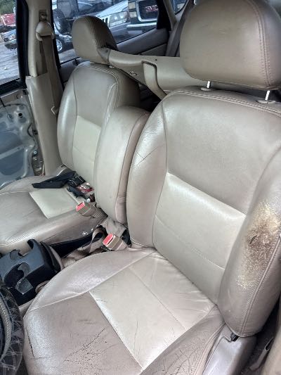 2005 Ford Taurus Location - Ford - Row 30 - Stock # H49068