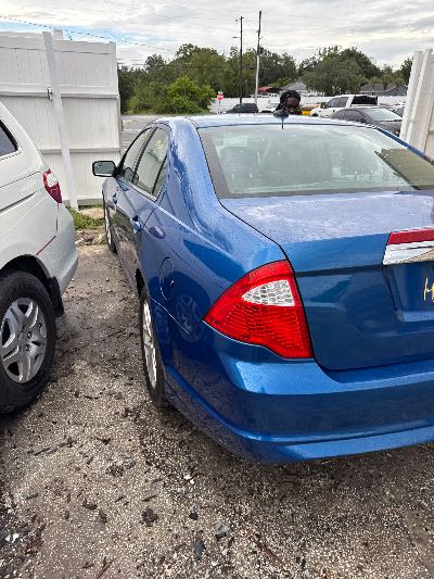 2012 Ford Fusion Location - Ford - Row 29 - Stock # H49105