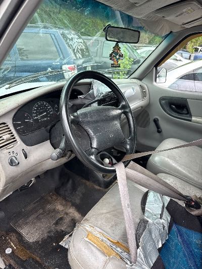 1999 Ford Ranger Location - Ford - Row 31 - Stock # H49005