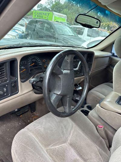 2003 Chevrolet Silverado 1500 Location - Large Trucks & Vans - Row 25 - Stock # H48994