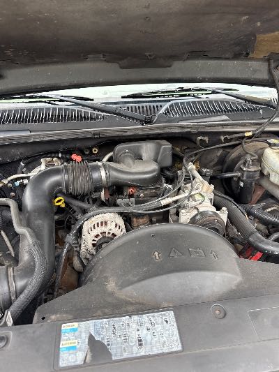 2003 Chevrolet Silverado 1500 Location - Large Trucks & Vans - Row 25 - Stock # H48994