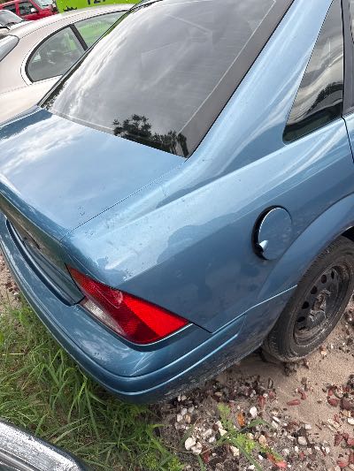 2001 Ford Focus Location - Ford - Row 31 - Stock # H48905