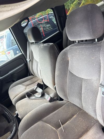 2005 GMC Sierra 1500 Location - Large Trucks & Vans - Row 26 - Stock # H48466