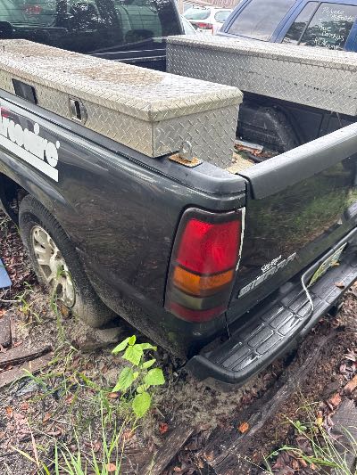 2005 GMC Sierra 1500 Location - Large Trucks & Vans - Row 26 - Stock # H48466