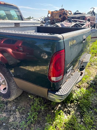 2003 Ford F-150 Location - Large Trucks & Vans - Row 25 - Stock # H48100