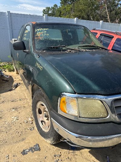 2003 Ford F-150 Location - Large Trucks & Vans - Row 25 - Stock # H48100