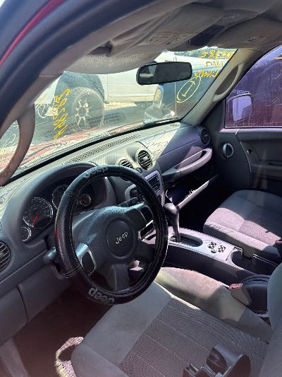 2007 Jeep Liberty Location - Chrysler - Row 45 - Stock # H48282