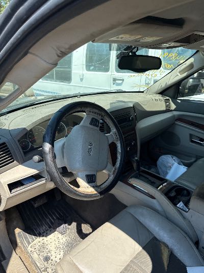 2005 Jeep Grand Cherokee Location - Chrysler - Row 43 - Stock # H48991