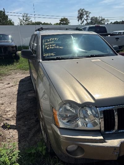 2005 Jeep Grand Cherokee Location - Chrysler - Row 43 - Stock # H48991