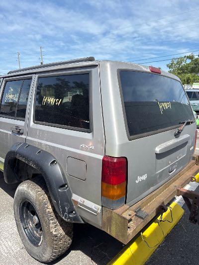 2001 Jeep Cherokee Location - Chrysler - Row 46 - Stock # H49151