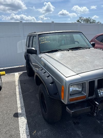 2001 Jeep Cherokee Location - Chrysler - Row 46 - Stock # H49151
