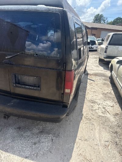 1995 Chevrolet Astro Location - GM - Row 36 - Stock # H49157