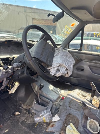 1995 Ford F-150 Location - Large Trucks & Vans - Row 26 - Stock # H49148