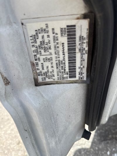 1997 Ford Expedition Location - Large Trucks & Vans - Row 25 - Stock # H49177