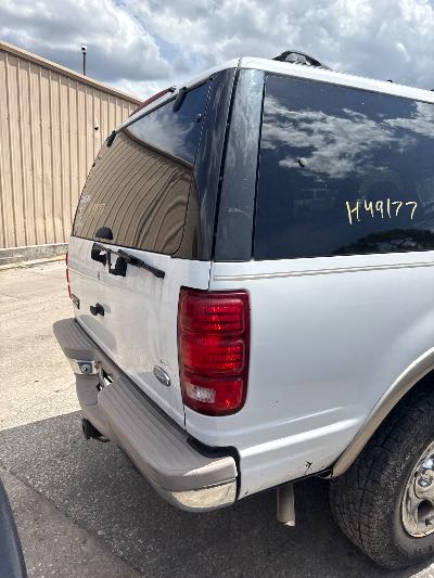 1997 Ford Expedition Location - Large Trucks & Vans - Row 25 - Stock # H49177