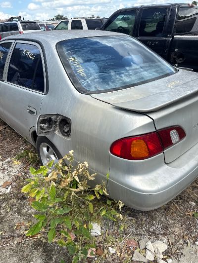 2000 Toyota Corolla Location - Imports - Row 42 - Stock # H49166