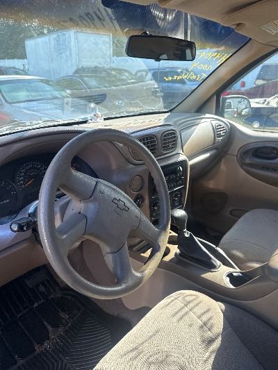 2004 Chevrolet TrailBlazer Location - GM - Row 29 - Stock # H49097