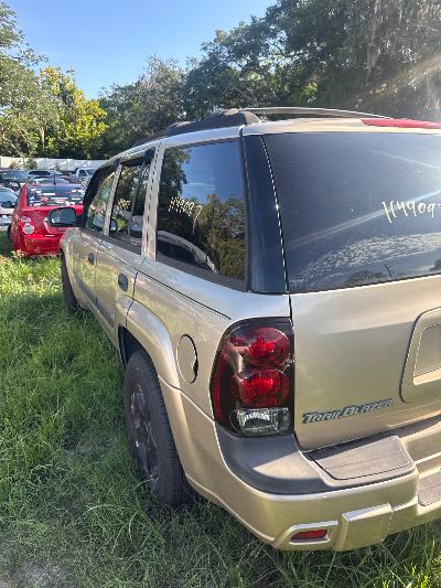 2004 Chevrolet TrailBlazer Location - GM - Row 29 - Stock # H49097