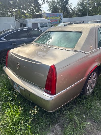 2006 Cadillac Seville Location - GM - Row 28 - Stock # H49085