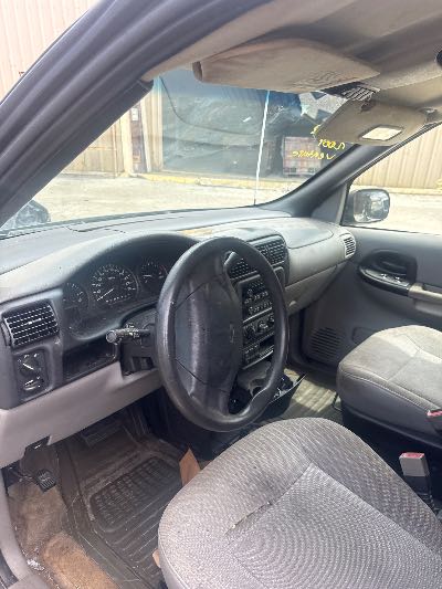 2004 Chevrolet Venture Location - GM - Row 37 - Stock # H49198