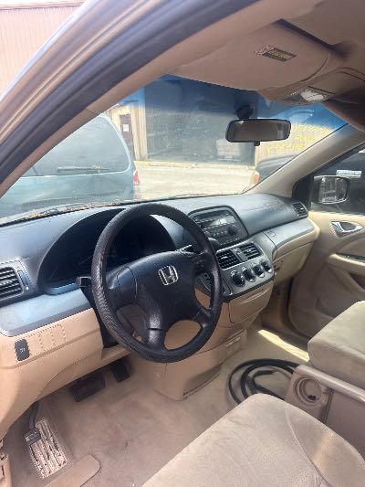2006 Honda Odyssey Location - Imports - Row 30 - Stock # H49174