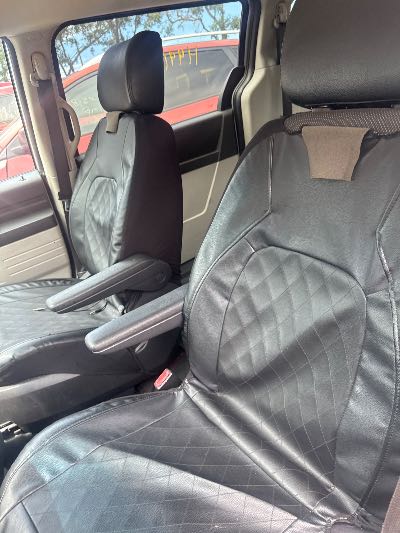 2009 Dodge Grand Caravan Location - Chrysler - Row 46 - Stock # H49182