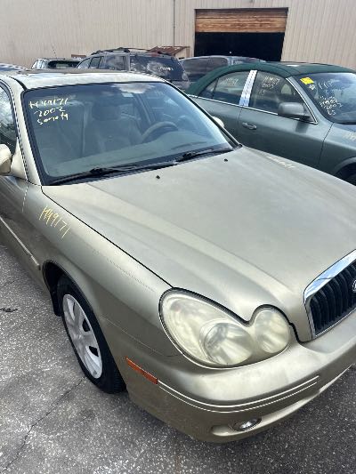 2002 Hyundai Elantra  Location - Imports - Row 30 - Stock # H49171