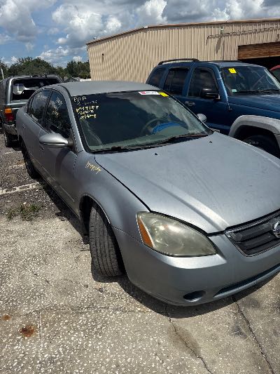 2002 Nissan Altima Location - Imports - Row 1 - Stock # H49189