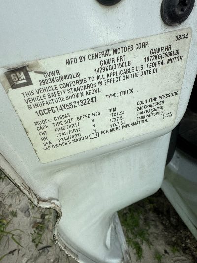 2005 Chevrolet Silverado 1500 Location - Large Trucks & Vans - Row 29 - Stock # H48584