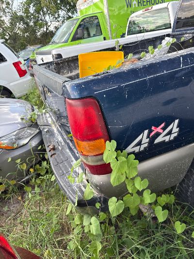 1999 GMC Sierra 1500 Location - Large Trucks & Vans - Row 31 - Stock # H48600