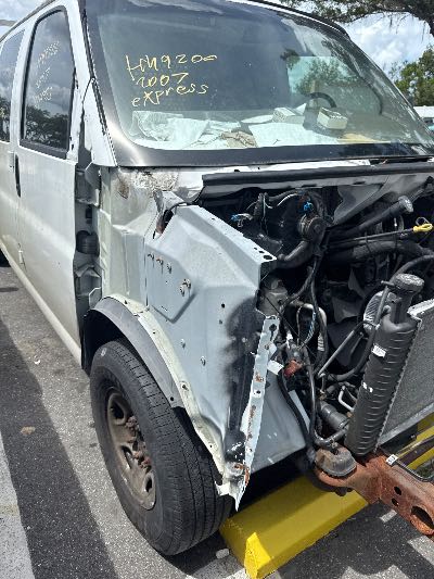 2007 Chevrolet Express Location - Large Trucks & Vans - Row 25 - Stock # H49206