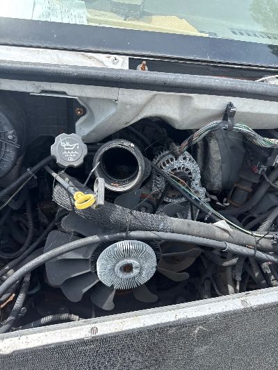 2007 Chevrolet Express Location - Large Trucks & Vans - Row 25 - Stock # H49206