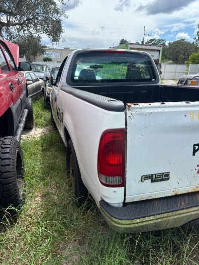 1999 Ford F-150 Location - Large Trucks & Vans - Row 50 - Stock # H48585