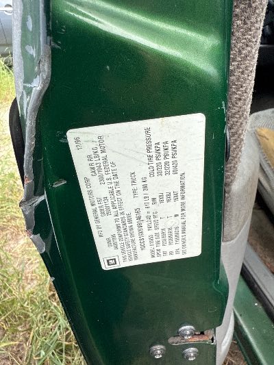 1997 Chevrolet S10 Pickup Location - GM - Row 41 - Stock # H48526