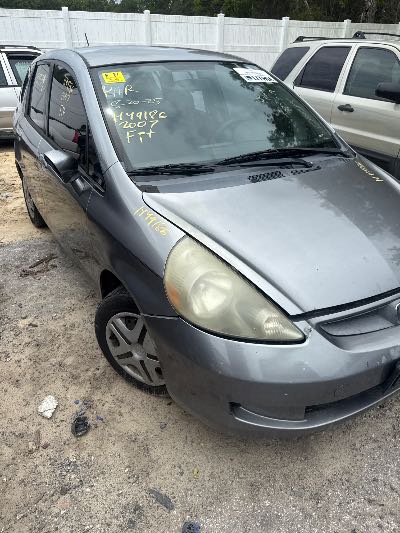 2007 Honda Fit Location - Imports - Row 32 - Stock # H49186