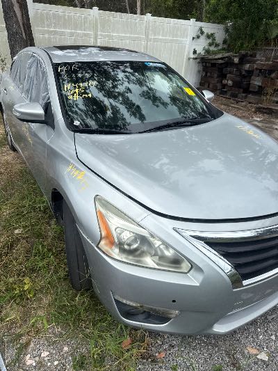 2015 Nissan Altima Location - Imports - Row 42 - Stock # H49214