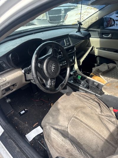 2016 Kia Optima Location - Imports - Row 3 - Stock # H49242