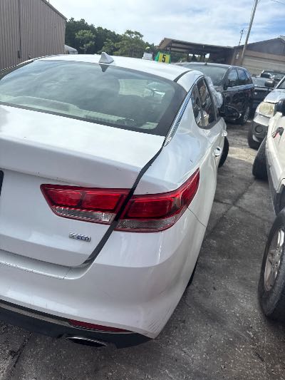 2016 Kia Optima Location - Imports - Row 3 - Stock # H49242