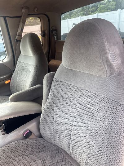 2000 Ford F-150 Location - Large Trucks & Vans - Row 26 - Stock # H49222