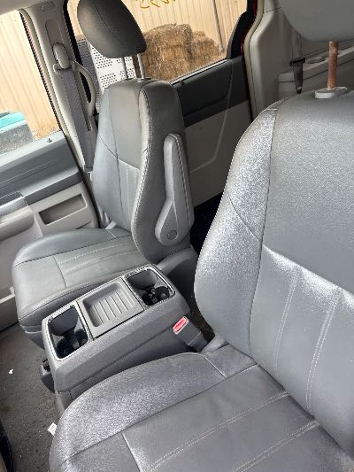 2008 Chrysler Town and Country Location - Chrysler - Row 47 - Stock # H49235