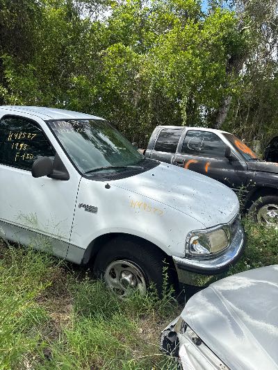1998 Ford F-150 Location - Large Trucks & Vans - Row 27 - Stock # H48527