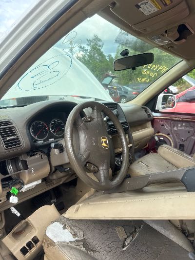 2005 Honda CR-V Location - Imports - Row 28 - Stock # H48954